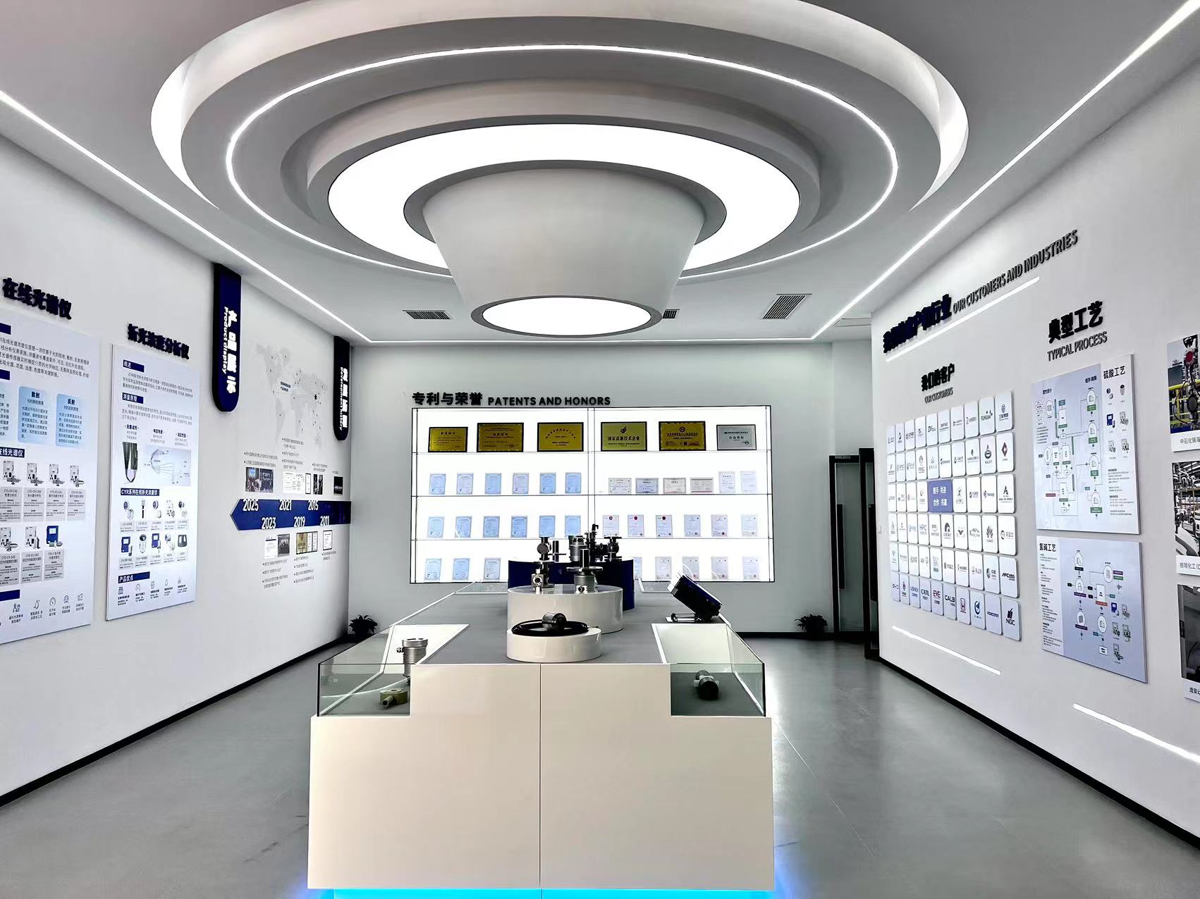 楚一测控一楼展厅